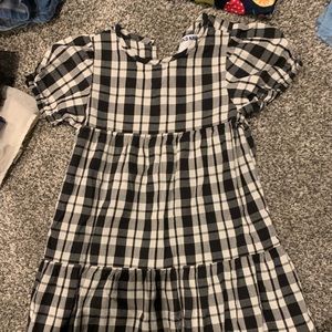 Girls lot of 16 old navy dresses and tops!